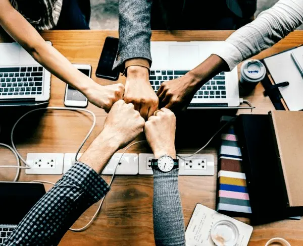 Encourage self-organized teams 