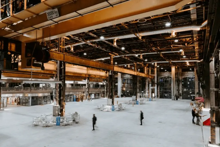 Warehouse Mezzanine Area Warehouse Mezzanine Area