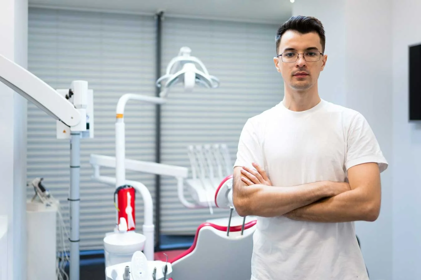 Portrait of dentist doctor in the office